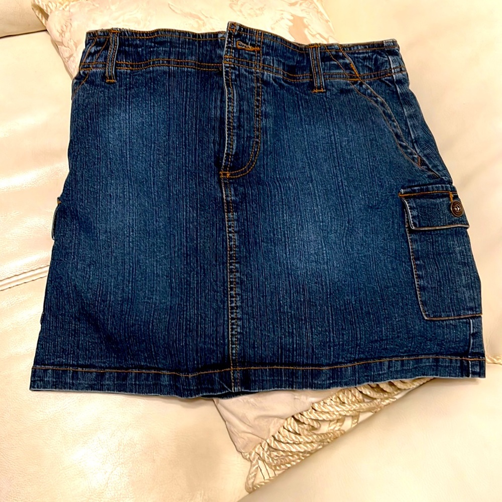 2/$50 - St John’s Bay Stretch Jeans Skort 10P